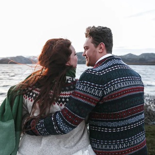 Логотип телеграм канала @pereezd_chuma — Ирландия во время чумы ☘️