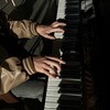 Логотип телеграм канала @pianist_nightingale — Немного Музыкант