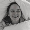 Логотип телеграм канала @plantsbeyond — комната с листьями | plants & beyond