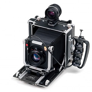 Логотип телеграм канала @polachrome — Светочувствительные материалы