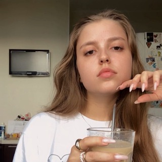 Логотип телеграм канала @pollinalove — Полина и ее эстетика 🤍