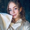 Логотип телеграм канала @pollyroyall — the english language | polina
