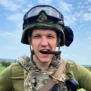 Логотип телеграм -каналу pozyvnoy_esenin — р0снявий трансхохол
