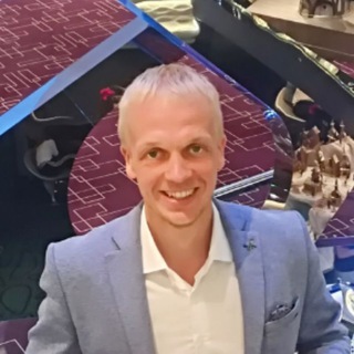 Логотип телеграм канала @pronedvigh — Про Недвижимость 🏛🏩 Митрофанов Сергей