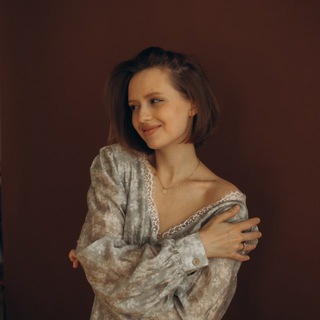 Логотип телеграм канала @prosto_budni — Просто будни | Алиса Коваленко