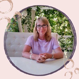 Логотип телеграм канала @psychewithmarina — Самооценка и психосоматика