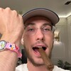 Логотип телеграм канала @public_frontend — Artem K