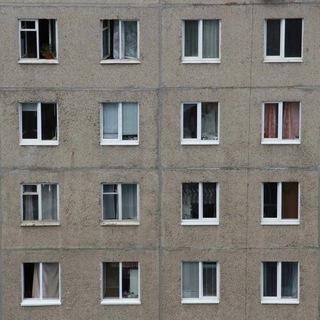 Логотип телеграм канала @rabochiistol — рабочий стол🍈📞