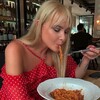 Логотип телеграм канала @radosti_zhizni_zdes — вкусные радости жизни