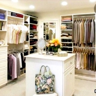 Логотип телеграм канала @razbor_garderoba_kagan — Разбираю гардероб 👗🥻👠👡👜👛🌂