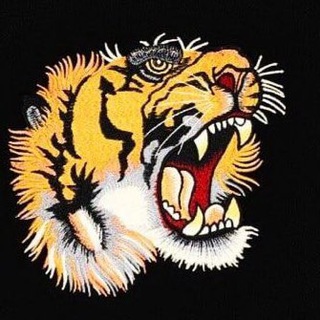 Логотип телеграм канала @razduplyaisya — 𝐖𝐇𝐀𝐓’𝐒 𝐇𝐀𝐏𝐏𝐄𝐍?