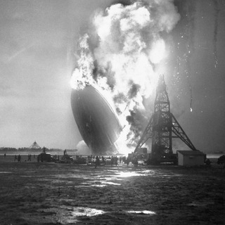 Логотип телеграм канала @razvaleno — РАЗВАЛ-СХОЖДЕНИЕ📛