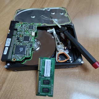 Логотип телеграм канала @red_ninja_1121 — Немного о компьютерах :)