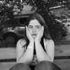 Логотип телеграм канала @redvlife — smiling vŕ