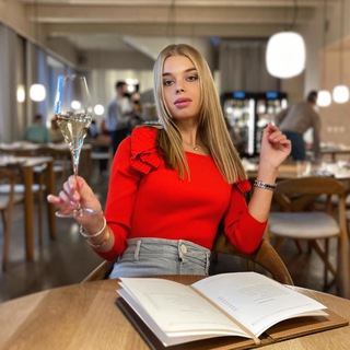 Логотип телеграм канала @rendezvous_spb — rendezvous_spb