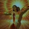 Логотип телеграм канала @resonance_vv — Лаборатория аутентичности и продаж 🗝️