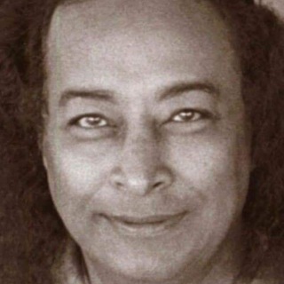 Logo saluran telegram risvegliospirituale — Paramhansa Yogananda