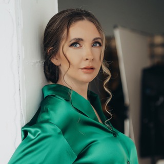 Логотип телеграм канала @romanistka_secret — Романистка