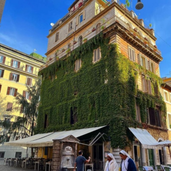 Logo saluran telegram rome_traveling — Rome