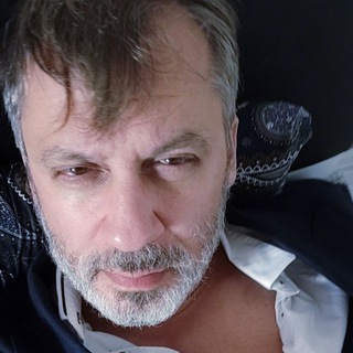 Логотип телеграм канала @rubenchiks — Да, я точно продюсер.