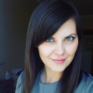 Логотип телеграм канала @runolog_magic — АННА • Руны • Таро •Денежный канал