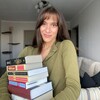Логотип телеграм канала @russianwithfaina — филологическая дева