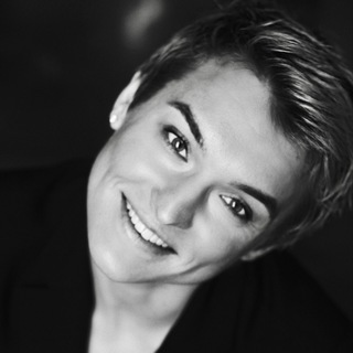 Логотип телеграм канала @s_til — С Тиль