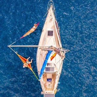 Логотип телеграм канала @sailtravels — Пора в море ⛵️
