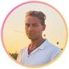 Логотип телеграм канала @salutmarkus — Салют, это Марк!