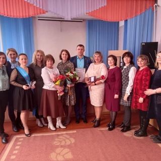 Логотип телеграм канала @schule4schinanovsk — МОАУ СОШ 4 г. Шимановска, Амурской области