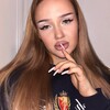 Логотип телеграм канала @scrpnchk — style looks of wildberries 🎀