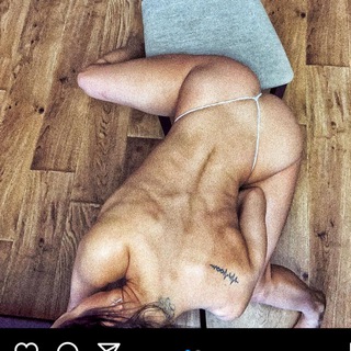 Логотип телеграм канала @scvortsova_fit — SCVORTSOVA 🌟