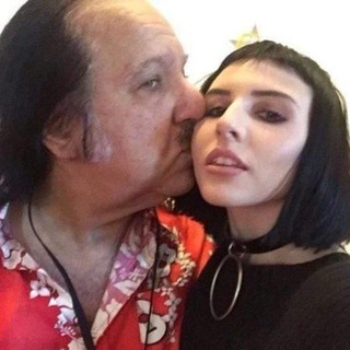 Логотип телеграм канала @sendme_somelove — Проблемы современных влюбленных