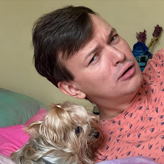 Логотип телеграм канала @serializednamesaved — Пьяный Миша 😇