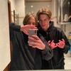Логотип телеграм канала @sestrikk — сестрик и точка. 🥶