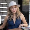 Логотип телеграм канала @shalunova_me — Шалунова. Мир моими глазами 👣