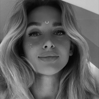 Логотип телеграм канала @shelest_kristina_v — Шелест Крис