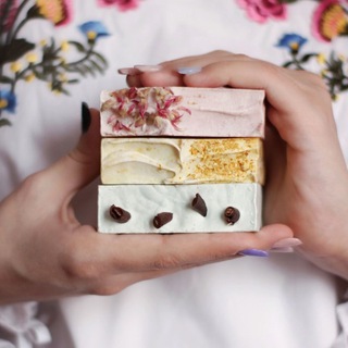Логотип телеграм канала @shira_soap — Shirasoap. Мыловарение