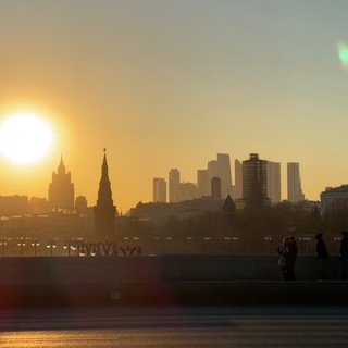 Логотип телеграм канала @shithappens_yes — shit happens