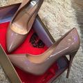 Logo saluran telegram shoes123gelen — Женская обувь и сумки Геленджик