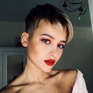 Логотип телеграм канала @short_haired_girls — Коротковолосые