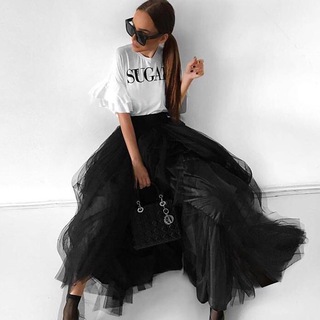 Логотип телеграм канала @showrooms_eleny — Одежда из Италии 👜 🇮🇹