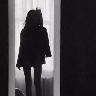 Логотип телеграм канала @skinny_kitty — skinny kitty