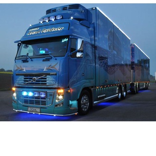 Логотип телеграм канала @skori62 — Мир грузовиков(62-й скорый)