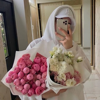 Логотип телеграм канала @skromnaya_tg — 𝐌𝐎𝐎𝐃🤍