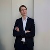Логотип телеграм канала @skyscraper_man — Колчанов. Человек-небоскреб