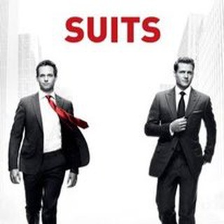 Логотип телеграм канала @smotrim_ponimaem — English with Suits