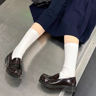 电报频道的标志 sockspic — 白袜子和小皮鞋