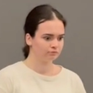 Логотип телеграм канала @sofkatalk — сонька болтает