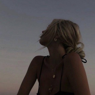 Логотип телеграм канала @sofmee — Vinevee | selfcare🦋